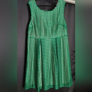 Yellow Star 2X Green and Black Woven Checkered Sleeveless Dress w Pleated Skirt